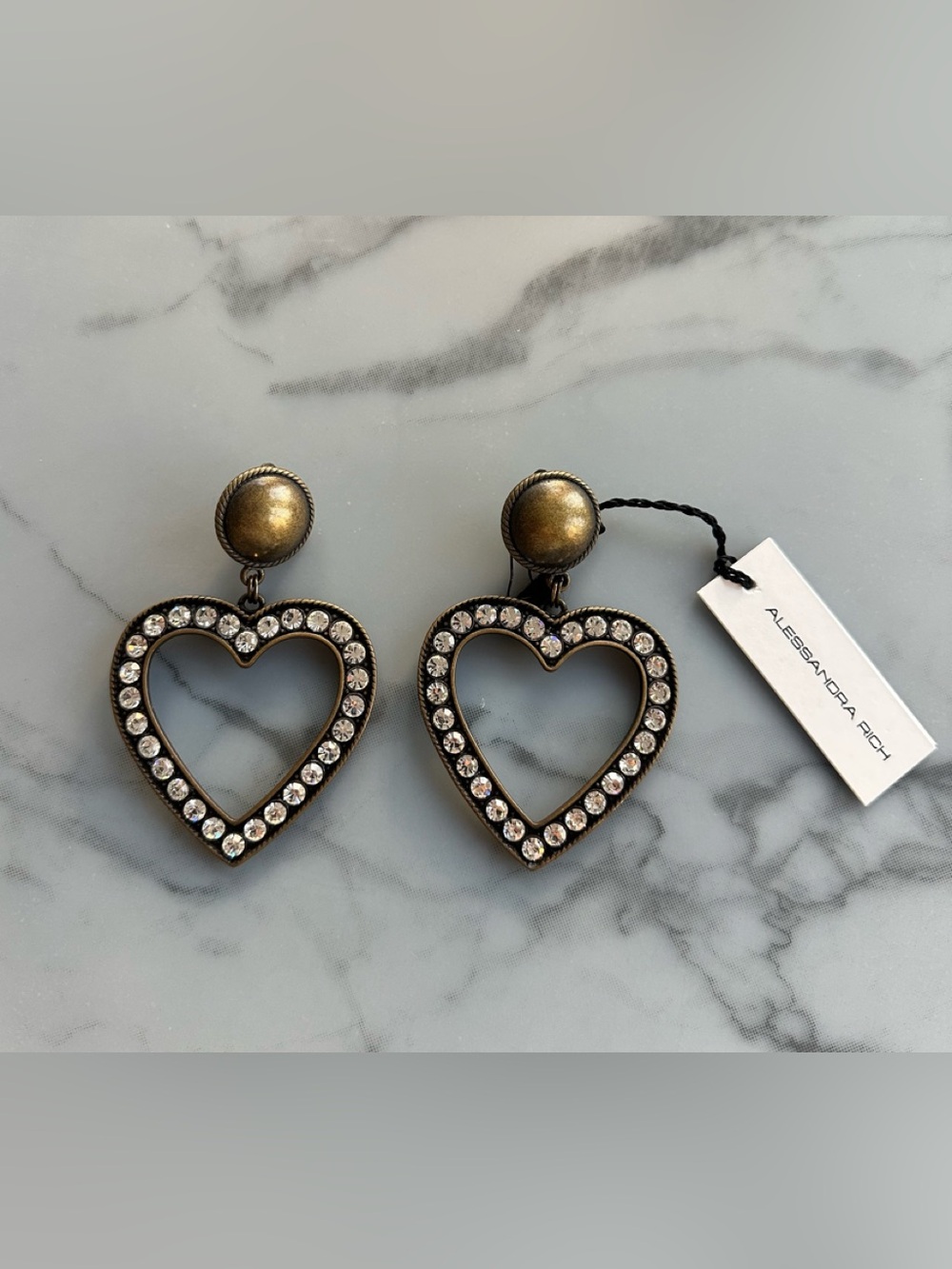 ALESSANDRA RICH HEART CLIP -ON EARRINGS